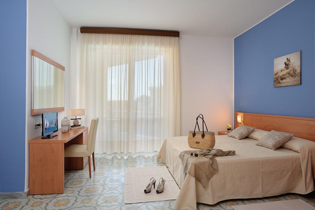 Raffy Family & Bike Hotel Diano Marina